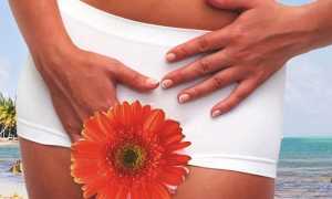 Почему появляется запах при молочнице