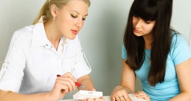 Врач предлагает лекарство