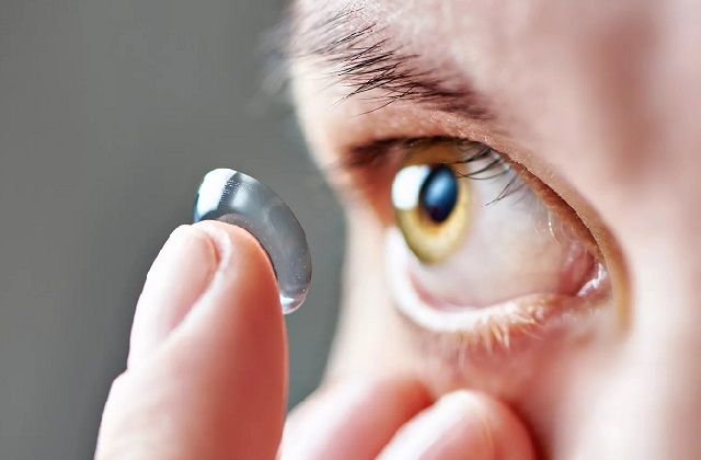 Контактная линза