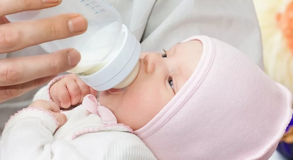 Кормление грудничка